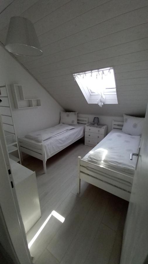 Family Apartments Svob With Pool Нови-Винодолски Экстерьер фото